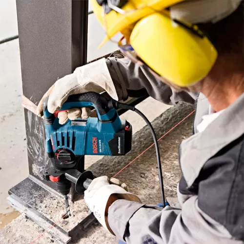 Перфоратор Bosch 3кг макс. діам. 28мм